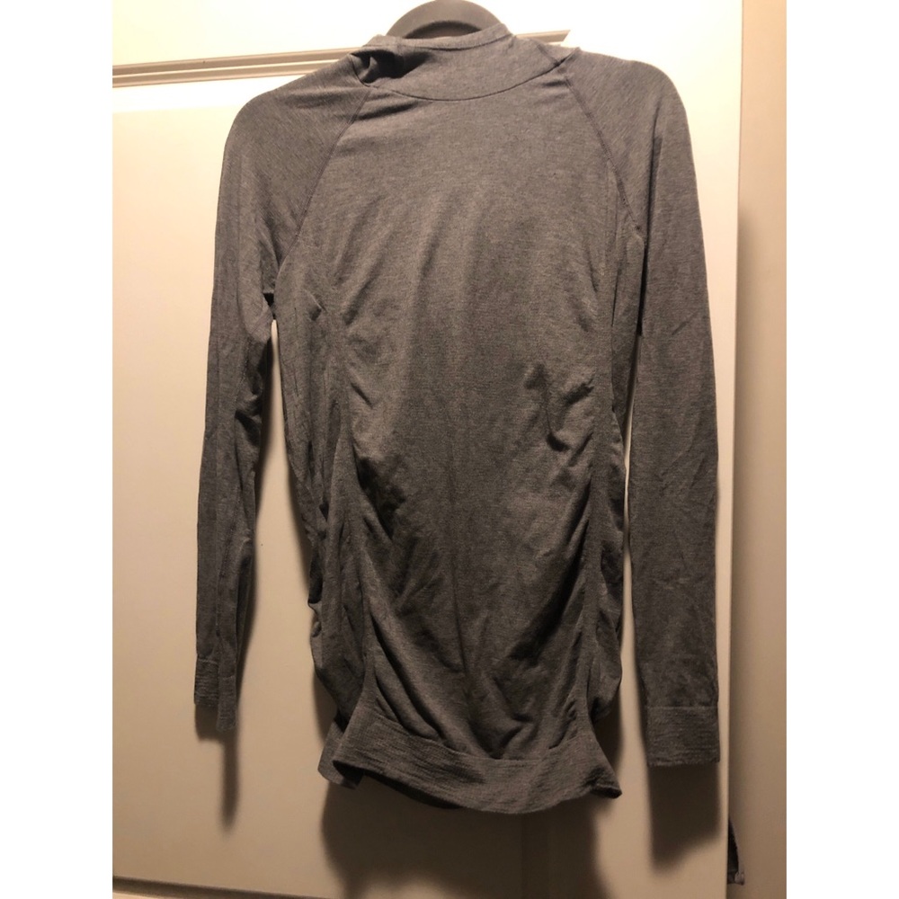 Fabletics running top